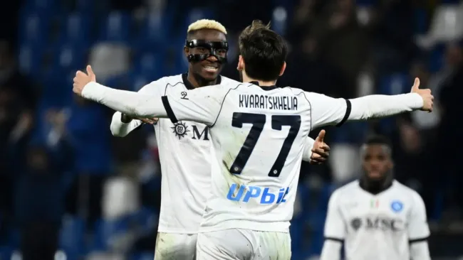 Con triplete de Osimhen, Napoli arrasa 6-1 a Sassuolo