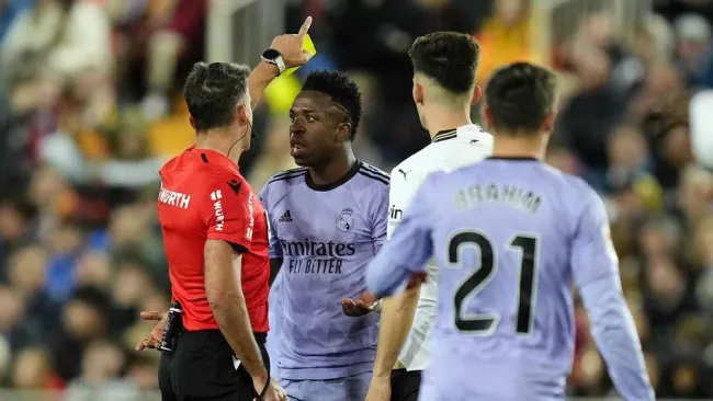 Mateu Lahoz, exárbitro español, se suma a las críticas a Gil Manzano: 'Es un error sistemático'