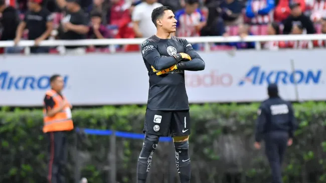 Malagón celebra uno de los goles de América