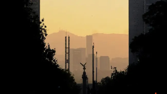 El riesgo de salud es de Alto a Moderado en la CDMX.