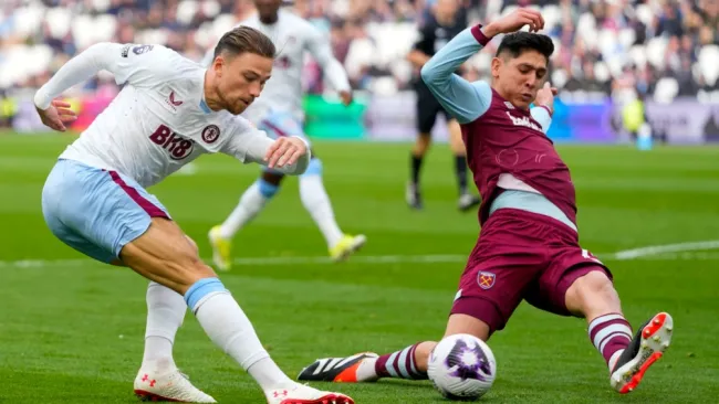 Edson Álvarez juega los 90 minutos en el empate entre West Ham y Aston Villa