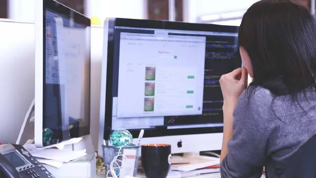 ¿Te pueden despedir si vas más de tres veces al baño durante tu jornada laboral? Aquí te explicamos