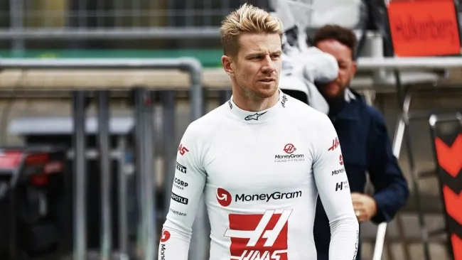 Hülkenberg cargó contra Checo Pérez luego de la acción por la cual lo penalizaron