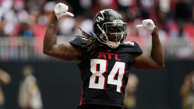 Cordarrelle Patterson firma con los Steelers por dos años 