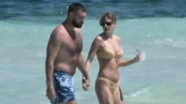 Kelce junto a Taylor Swift