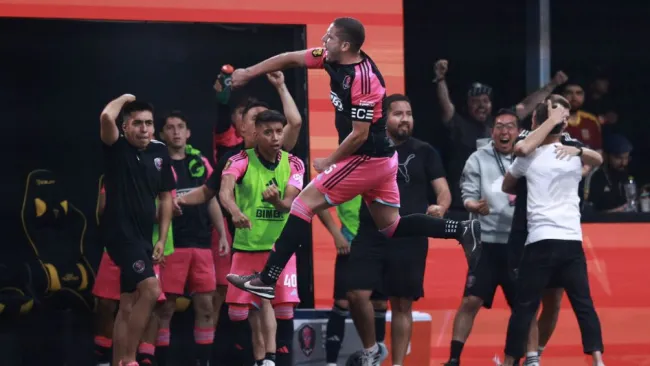 El Real Titán sigue de líder tras ocho jornadas