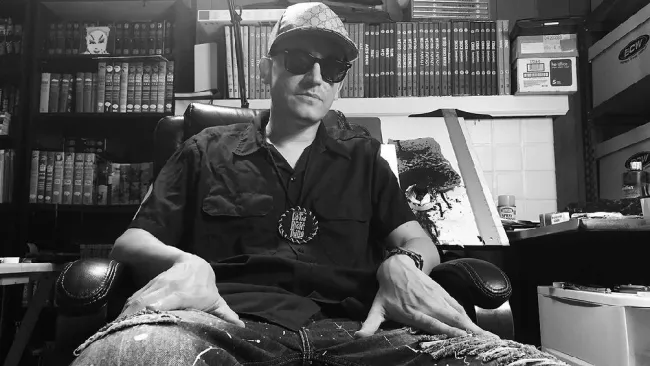 El artista tomó fama por su historieta independiente, 'Hip Hop Family Tree'.