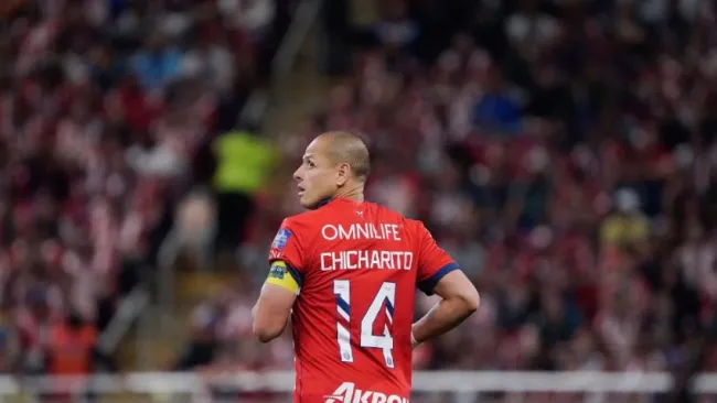 'Chicharito' Hernández regresa a convocatoria con Chivas
