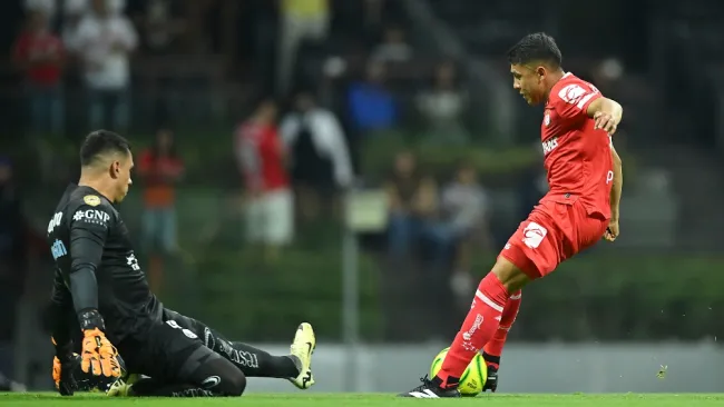 Toluca cayó en el Estadio Azteca 
