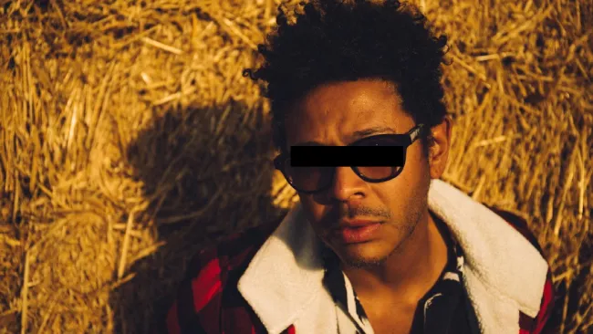 No es la primera vez que señalan al intérprete de abuso.