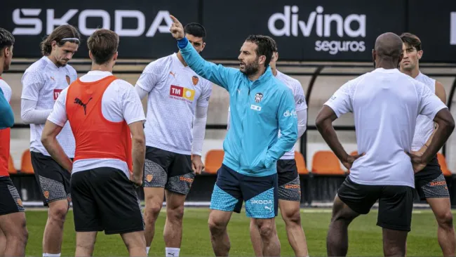 Valencia se prepara para enfrentar el Barcelona