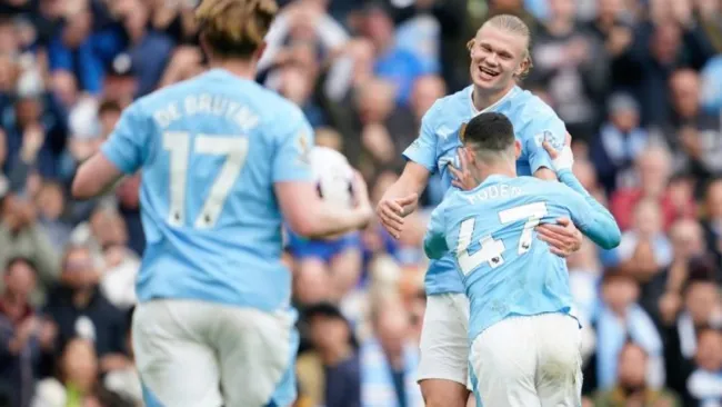 Poker de Erling Haaland comandó a Manchester City en la victoria