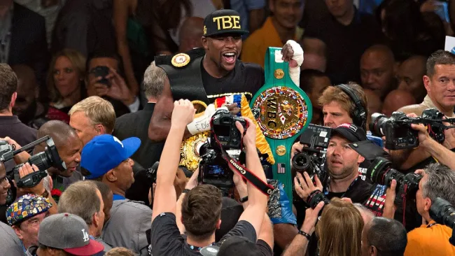 ¿Dónde está Floyd Mayweather Jr.? El boxeador no se presentó al anuncio de su pelea en CDMX