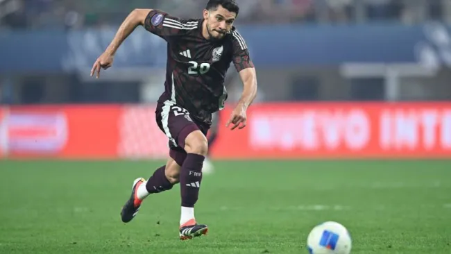 Lozano justificó la ausencia de Henry en el Tri