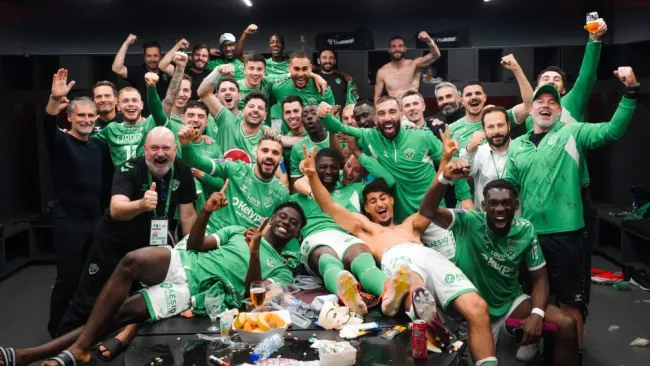 Saint-Etienne regresa a la Ligue 1 tras dos temporadas en la Segunda División de Francia