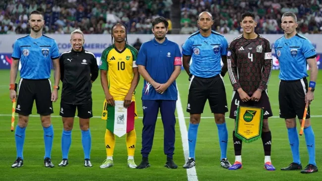 Edson, en su primer torneo oficial como capitán de la Selección mexicana