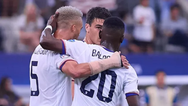 El valor total de la selección Estadounidense es inferior al de Diego Lainez