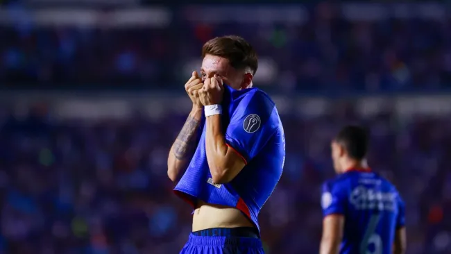 Rodrigo Huescas se despide de Cruz Azul