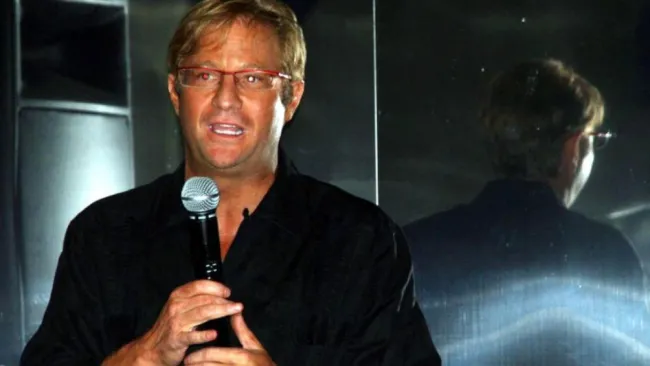 El exconductor de televisión está en prisión domiciliaria en Israel.