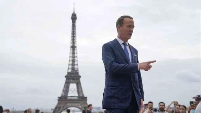 Peyton Manning demuestra siempre estar preparado, ahora como comentarista en París 2024