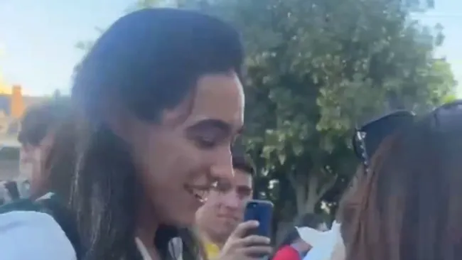 Seguidora de Ana Pau Vázquez, viaja desde Filipinas para conocerla 