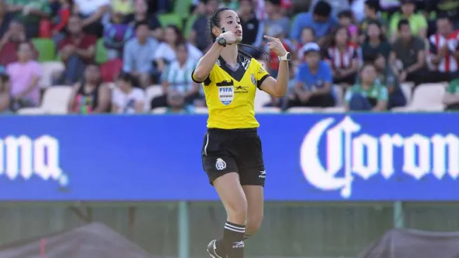 Árbitras mexicanas harán historia en los Juegos Olímpicos de París 2024