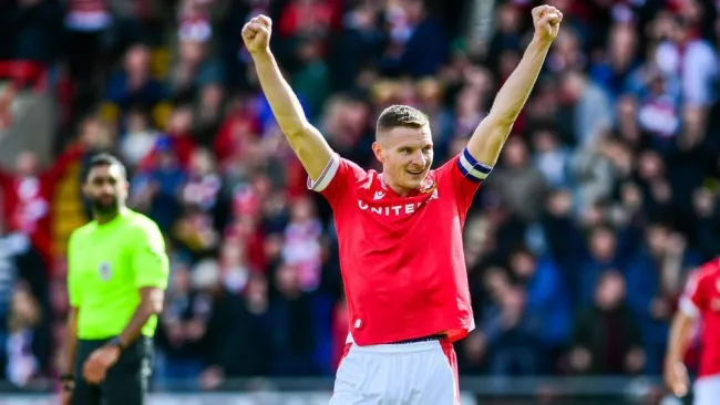 Jugador del Wrexham debuta como actor en película de Deadpool