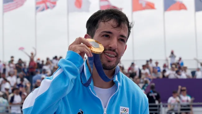 José Torres Gil, de Argentina, consigue la primer medalla para su país en París 2024