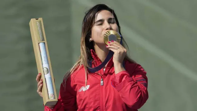 ¡Medalla histórica! Francisca Crovetto se convierte en la primera mujer chilena en ganar un oro olímpico