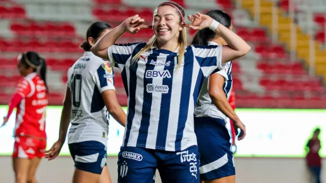 Katty Martínez se estrena como goleadora en la goleada de Monterrey ante Necaxa
