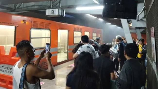Reportan explosión en el Metro que dejó a una mujer lesionada 