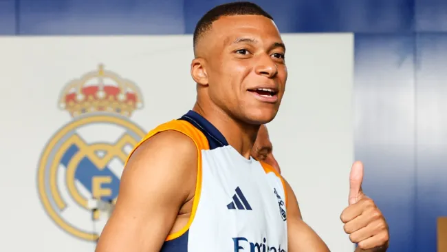¿Se viene su debut? Mbappé fue convocado por Real Madrid para la Supercopa vs Atalanta