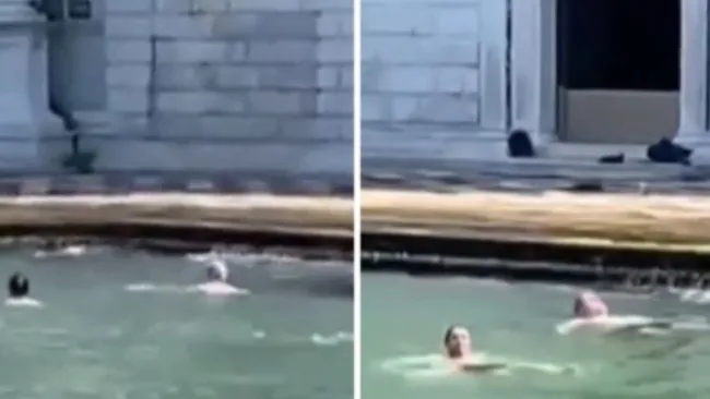 Turistas nadan en aguas prohibidas en Venecia y ahora tendrán multa