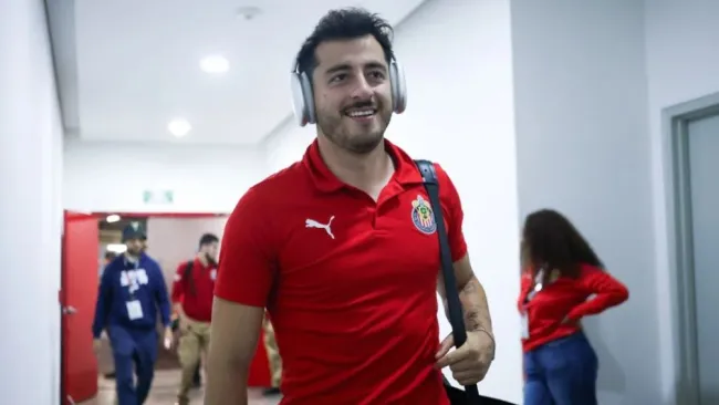 Mozo 'aclaró' el tema del video manejando