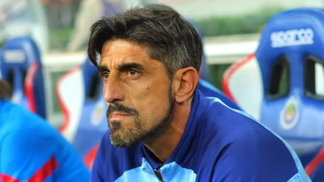 ¿Cómo le va a Chivas cuando se enfrenta ante sus exentrenadores? 