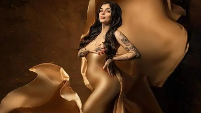 Karely Ruiz anuncia su embarazado en redes sociales