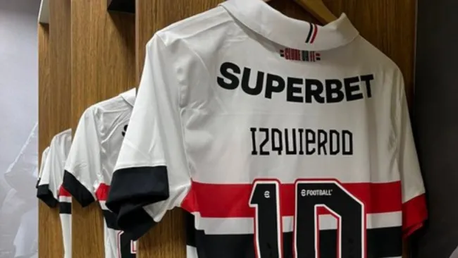 Sao Paulo rinde homenaje a Juan Izquierdo poniendo los dorsales a su nombre 