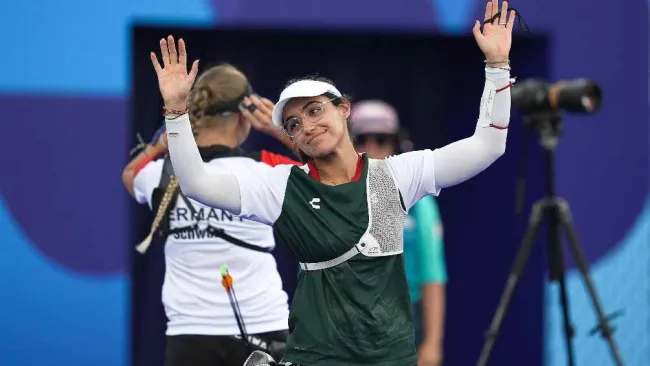 Ana Vázquez 'defiende' a la CONADE tras problema con las Becas: 'Están haciendo algo al respecto'