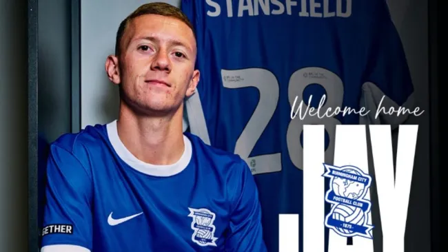 ¡15 millones! Birmingham rompe récord de transferencia de la tercera división de Inglaterra