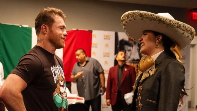 Canelo y Camila Fernández
