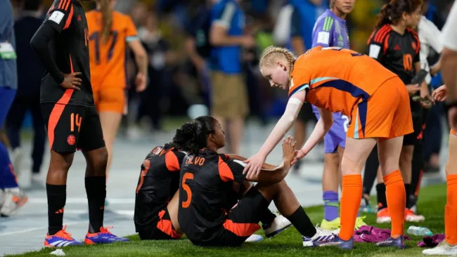 Países Bajos elimina a las anfitrionas, Colombia en Cuartos; España cae ante Japón