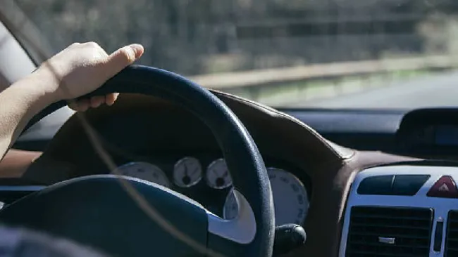 Respetar el Reglamento de Tránsito en la Ciudad de México es crucial para evitar multas y sanciones.