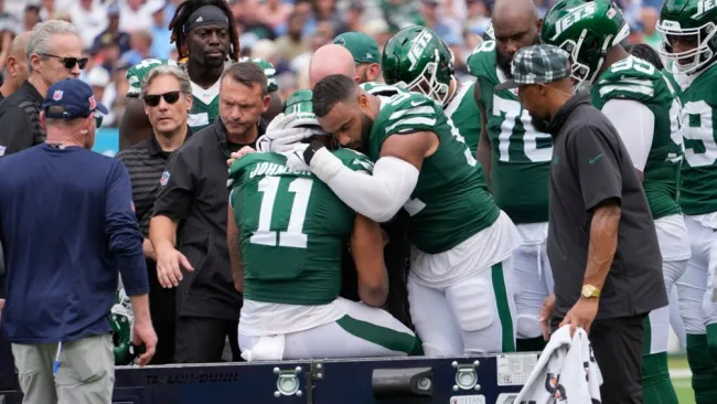 Jets pierde a Jermaine Johnson toda la temporada por lesión en tendón de Aquiles 