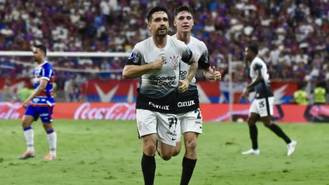 Copa Sudamericana: Aun sin Memphis Depay, Corinthians venció a Fortaleza