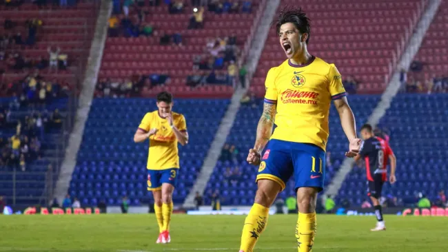 Víctor Dávila tras estrenarse con gol con América: 'Estoy muy contento'