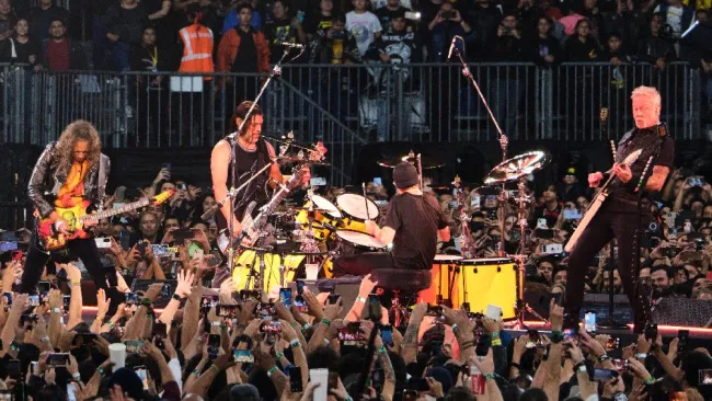 El grupo de metal tocó por más de dos horas en la CDMX.