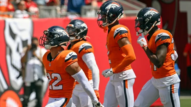 Denver vence a Tampa Bay para conseguir su primera victoria de la temporada