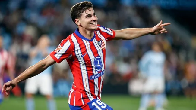 Con gol agónico de Julián Álvarez, el Atlético gana 1-0 de visita a Celta