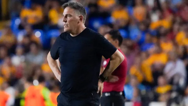 Eduardo Berizzo sobre el arbitraje del partido ante Tigres: 'Nos obligaron al sobreesfuerzo'