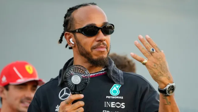 Hamilton rechazó tener mala relación con Mercedes